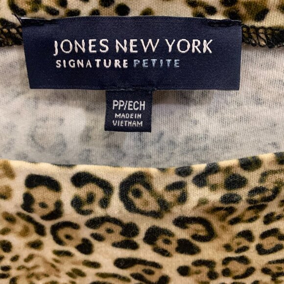 NWOT - Jones New York Leopard print top - Size small - Picture 2 of 3